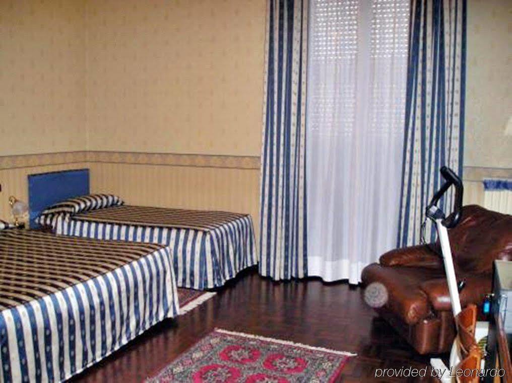 Albergo Ristorante Leon D'Oro Noventa di Piave Exteriör bild