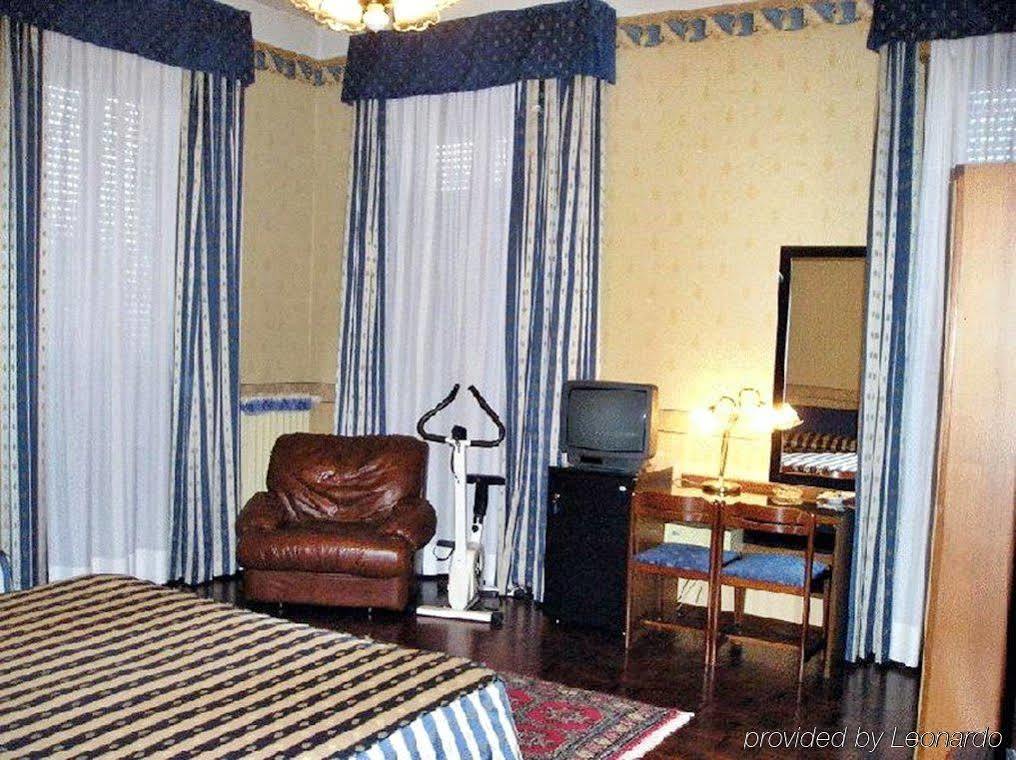 Albergo Ristorante Leon D'Oro Noventa di Piave Exteriör bild
