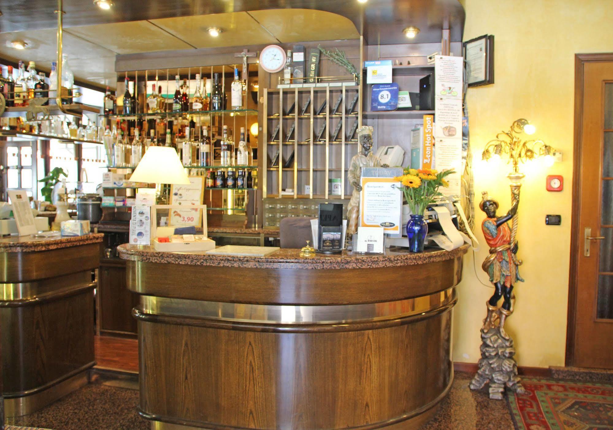 Albergo Ristorante Leon D'Oro Noventa di Piave Exteriör bild