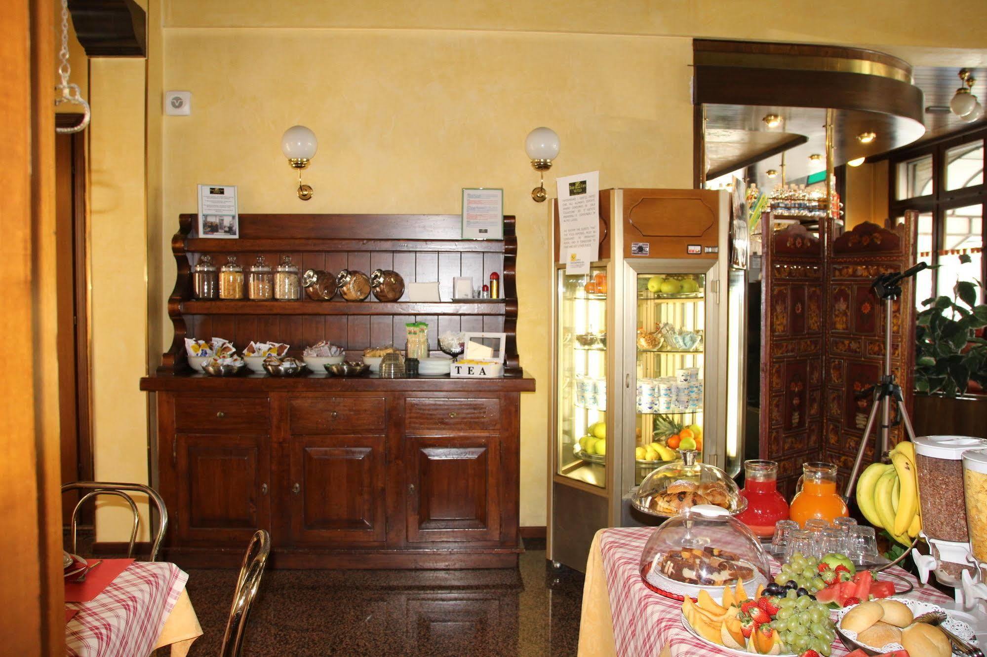 Albergo Ristorante Leon D'Oro Noventa di Piave Exteriör bild