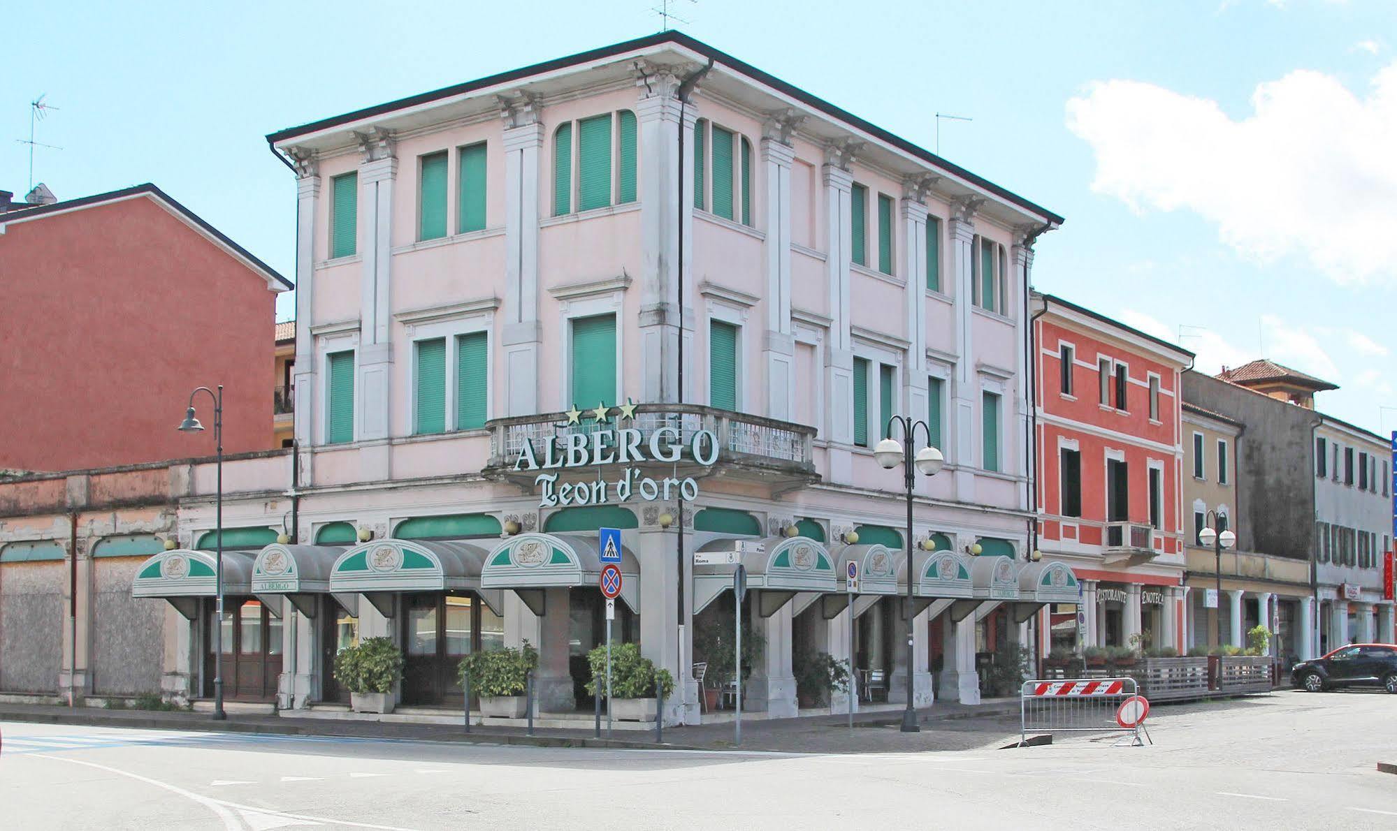Albergo Ristorante Leon D'Oro Noventa di Piave Exteriör bild