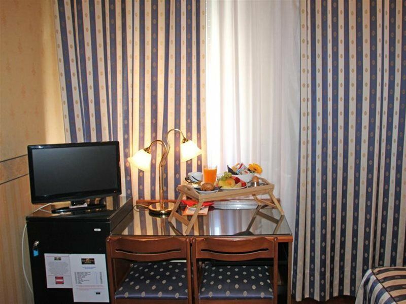 Albergo Ristorante Leon D'Oro Noventa di Piave Exteriör bild